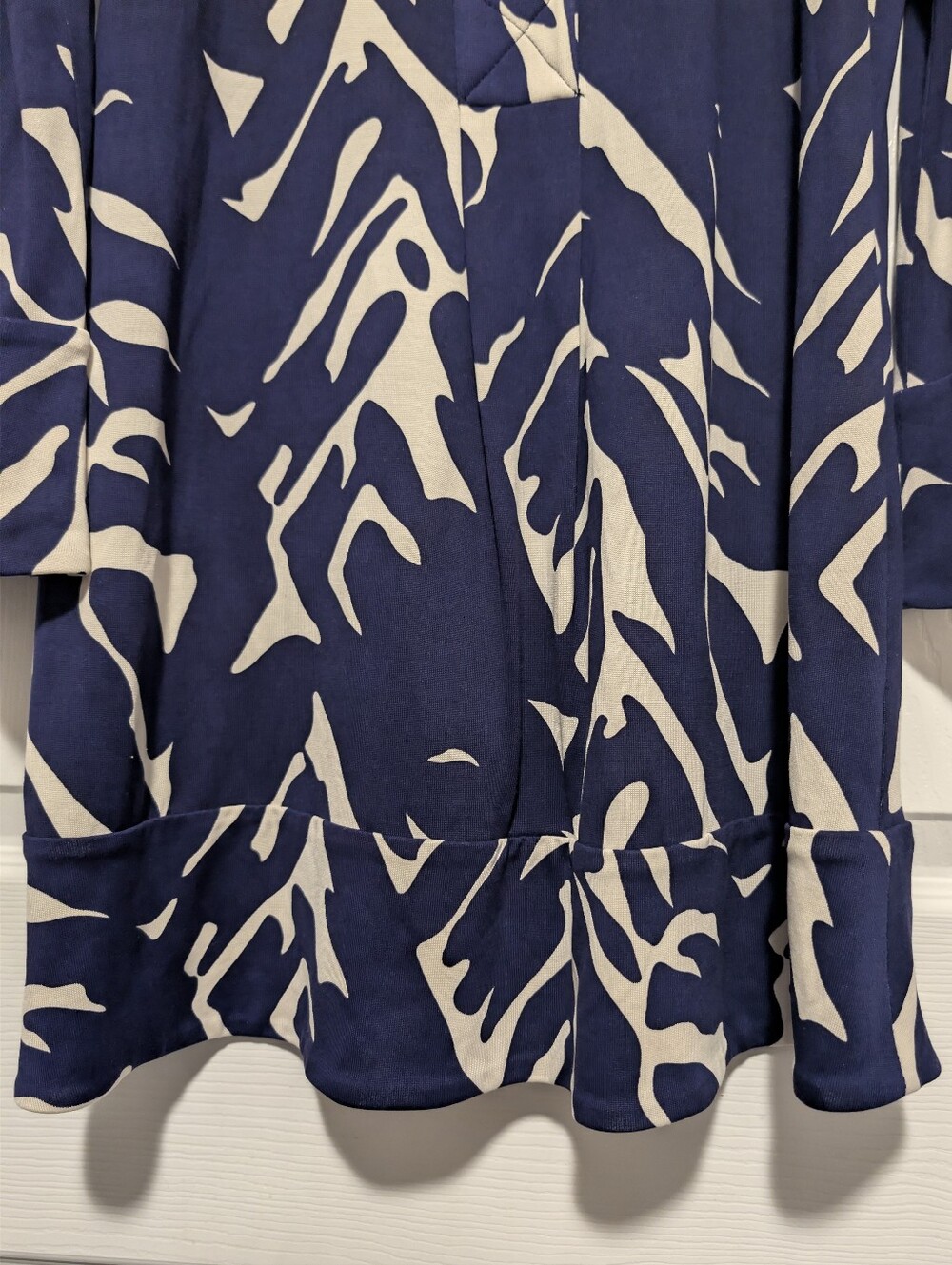 Diane von Furstenberg Vintage Silk Abstract Print Shift Tunic Dress Size 8 - Picture 7 of 8